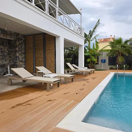 Apartman Romantic Pool With Sea View Rastoni