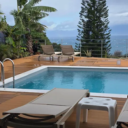 Romantic Pool With Sea View Rastoni Melission