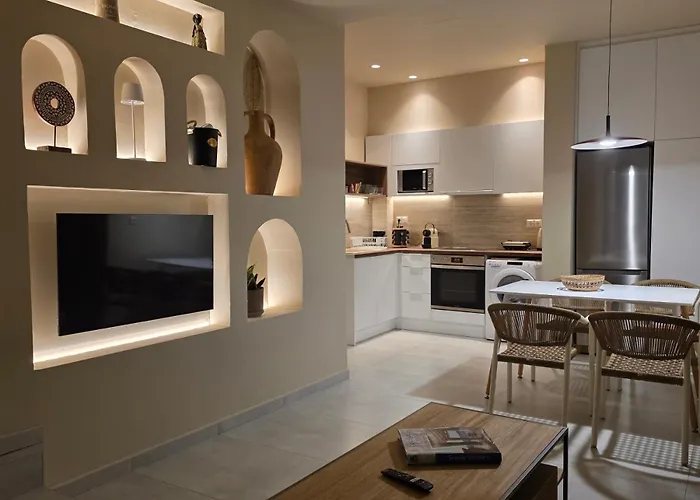 Romantic Pool With Sea View Rastoni Apartment Melission