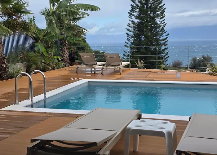 Romantic Pool With Sea View Rastoni Melission